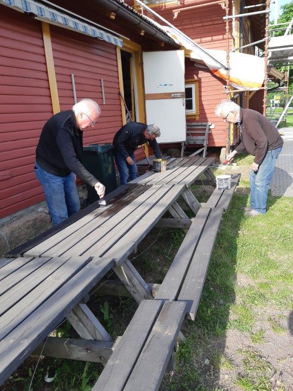 Dugnad på Stasjonen